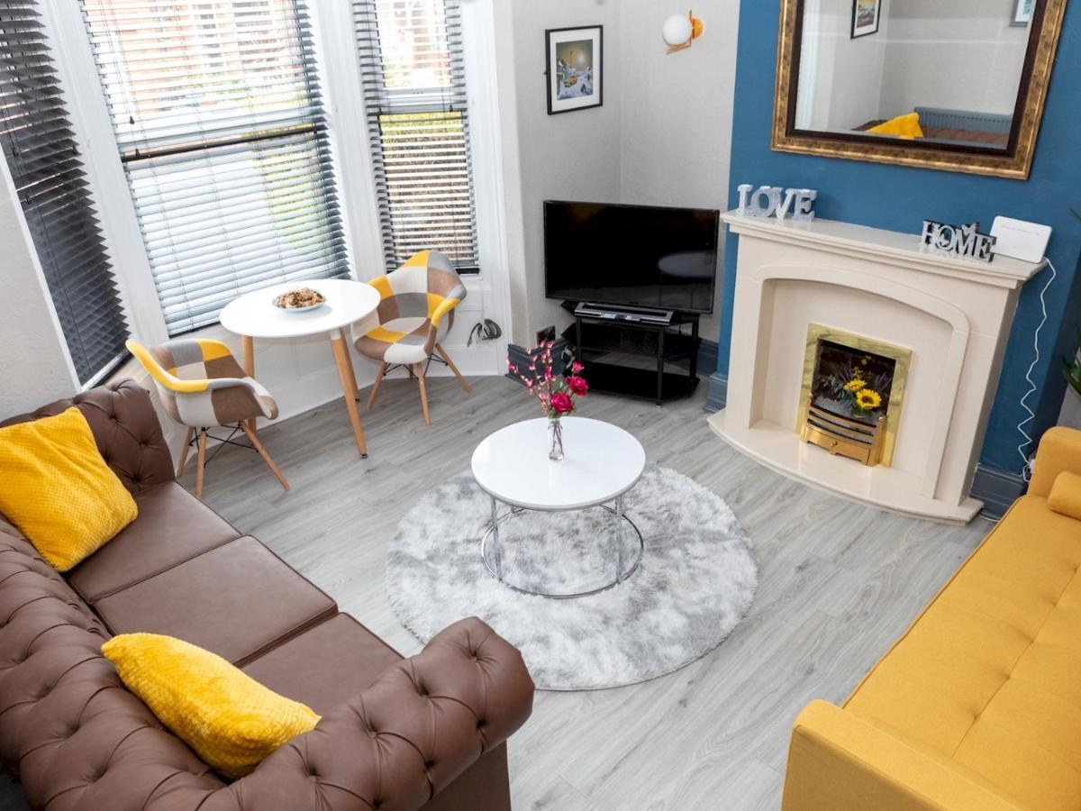 Pass The Keys Amazing, Newly Renovated 5Bedroom House Sleeps 10 Scarborough Zewnętrze zdjęcie