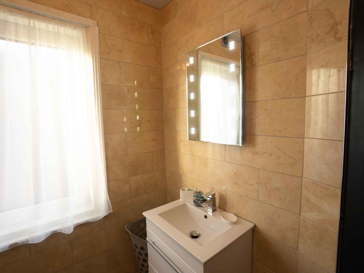 Pass The Keys Amazing, Newly Renovated 5Bedroom House Sleeps 10 Scarborough Zewnętrze zdjęcie