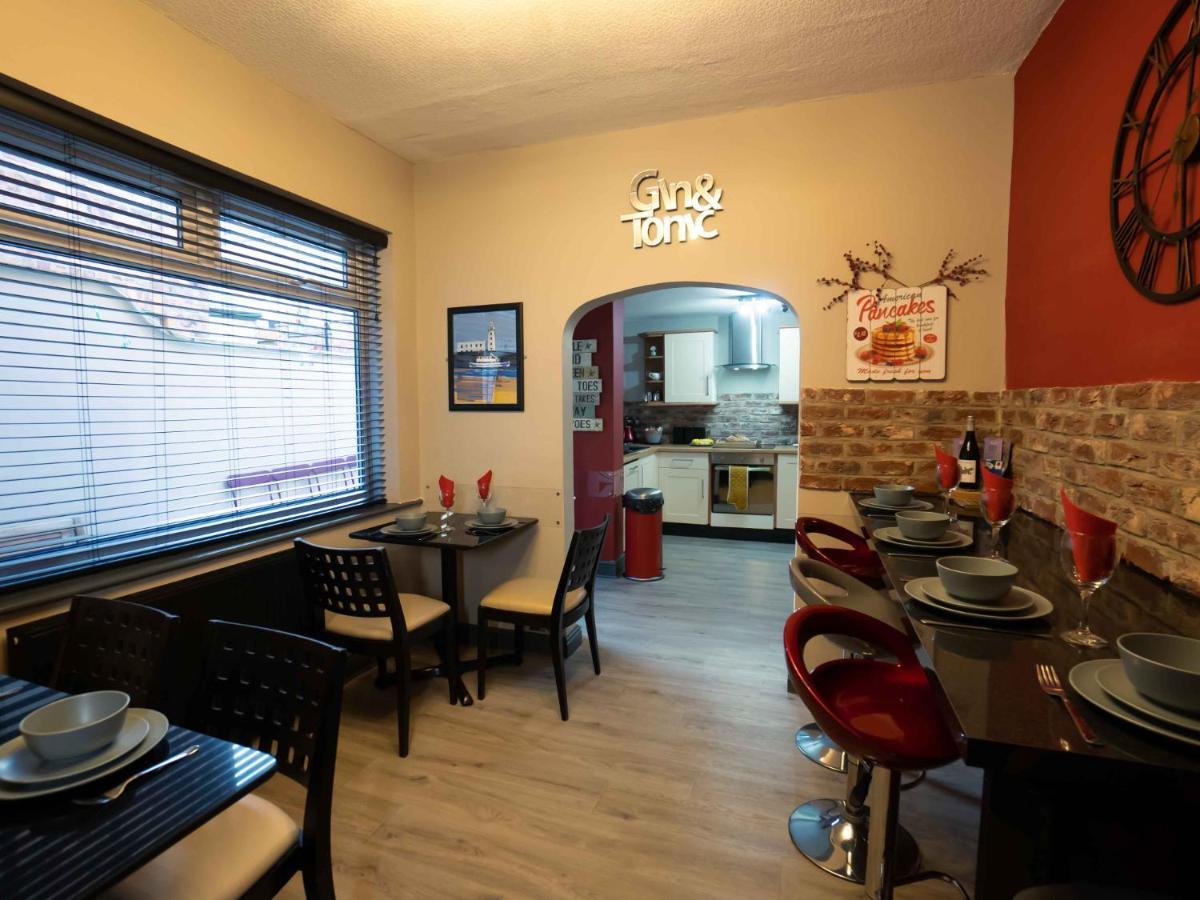 Pass The Keys Amazing, Newly Renovated 5Bedroom House Sleeps 10 Scarborough Zewnętrze zdjęcie
