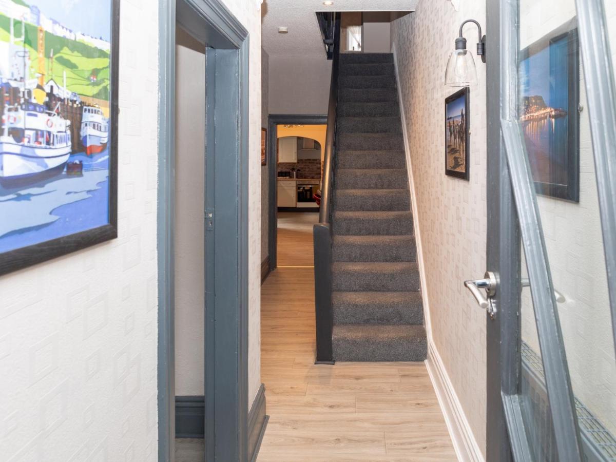 Pass The Keys Amazing, Newly Renovated 5Bedroom House Sleeps 10 Scarborough Zewnętrze zdjęcie