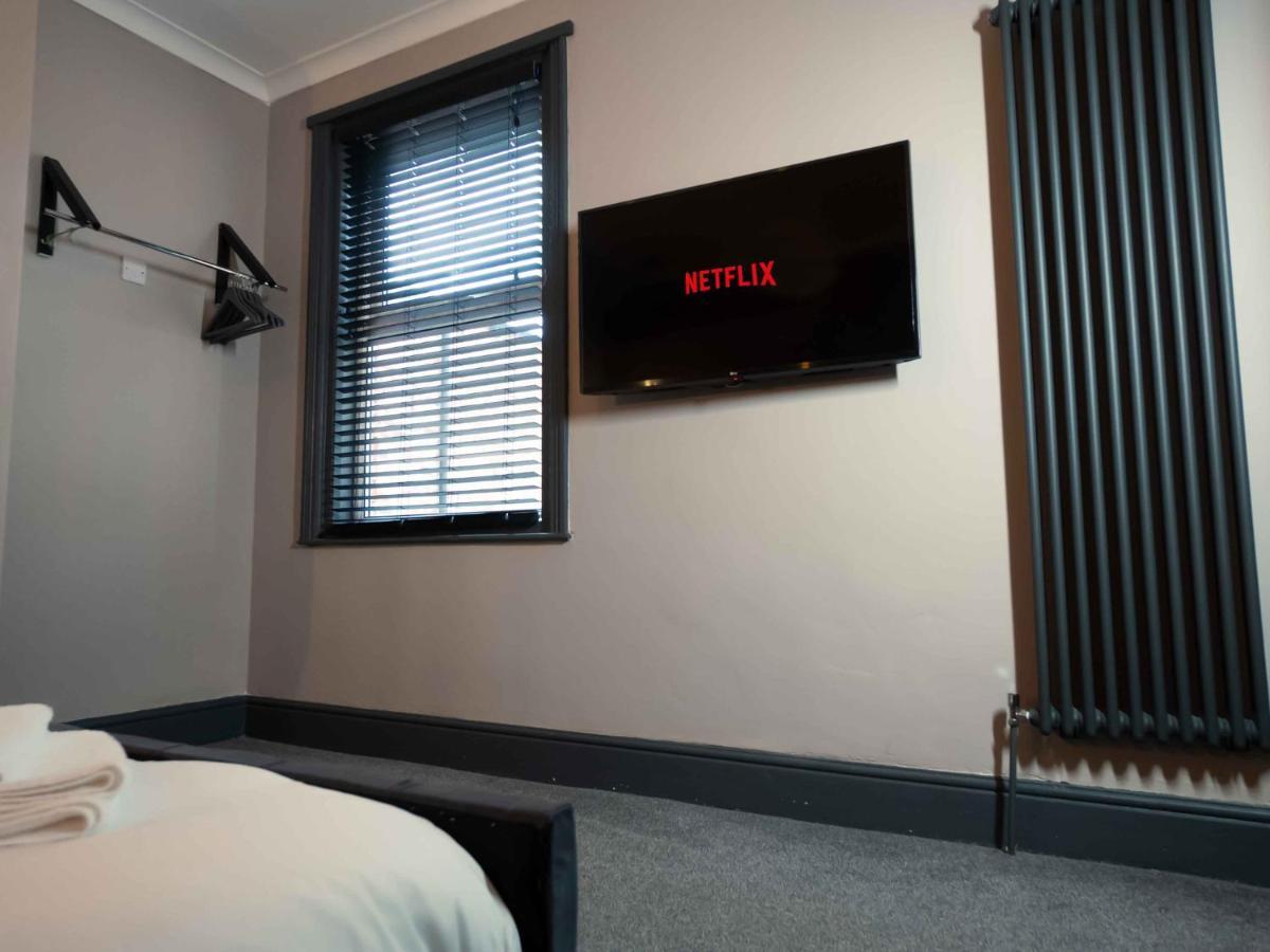 Pass The Keys Amazing, Newly Renovated 5Bedroom House Sleeps 10 Scarborough Zewnętrze zdjęcie
